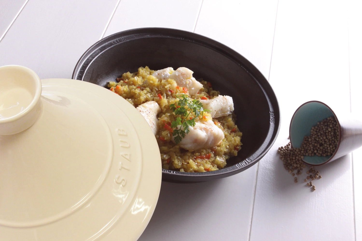 Stspe10 tajine 20 cream rond(e) fonte