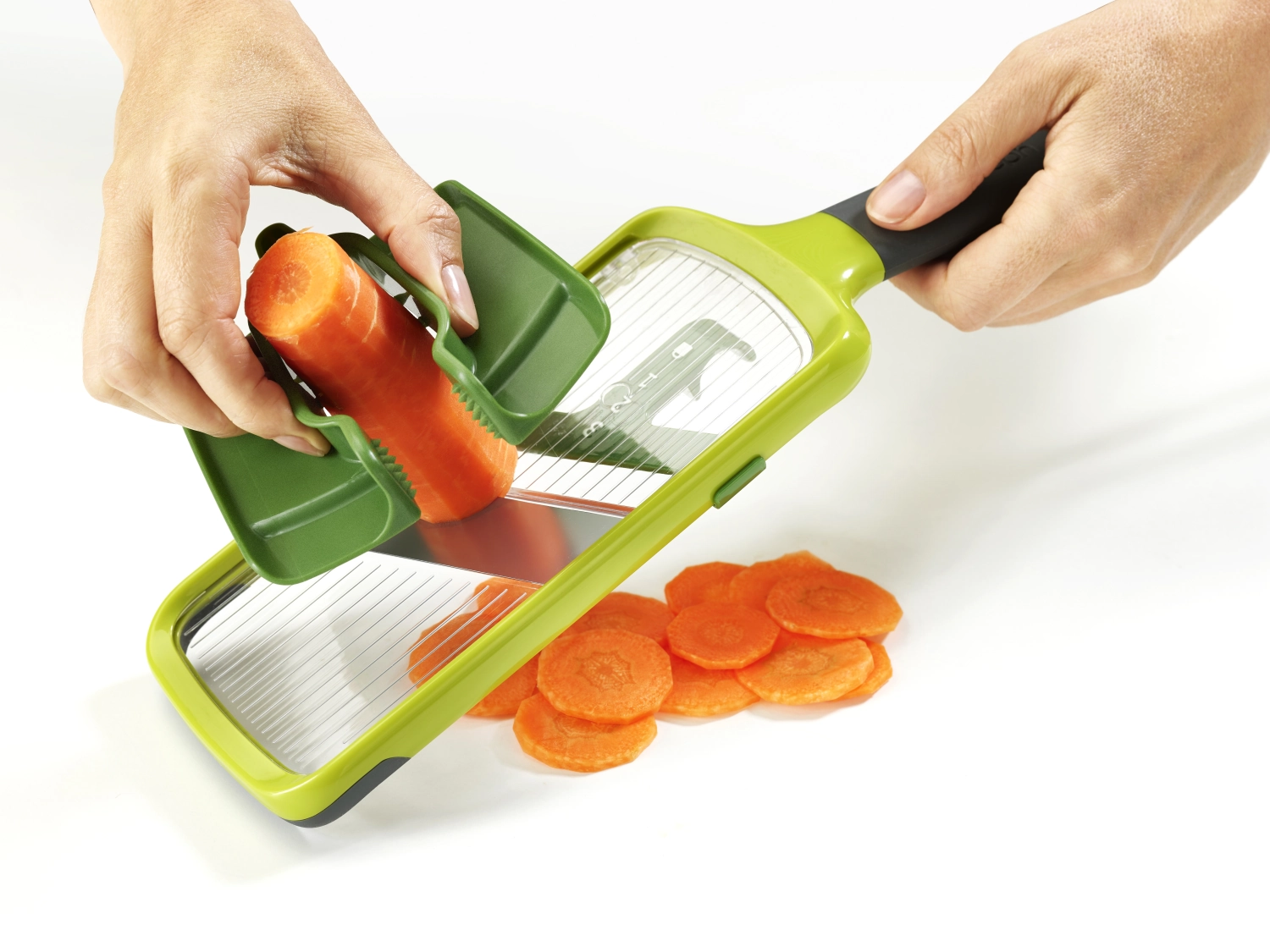 Mandoline multi-grip avec poignée alimentaire précise - vert