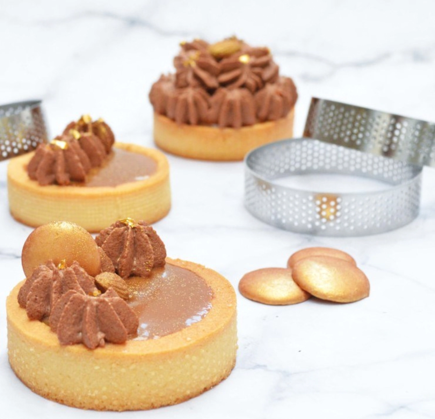 Set de 4 anneaux à gâteau perforés ronds 8cm